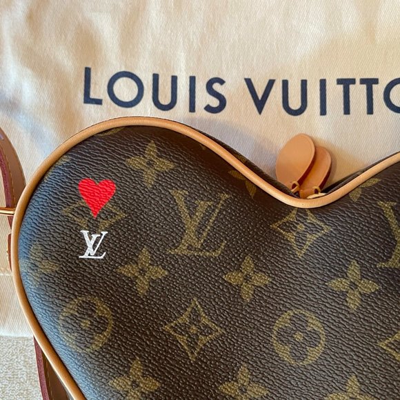 New LOUIS VUITTON Game On Cruise πCoeur Heartπ Bag - Picture 4 of 17